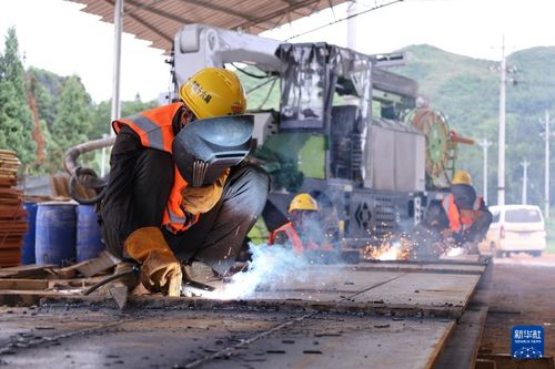 云南文蒙鐵路全面啟動(dòng)實(shí)質(zhì)性施工，區(qū)域交通網(wǎng)絡(luò)再升級(jí)